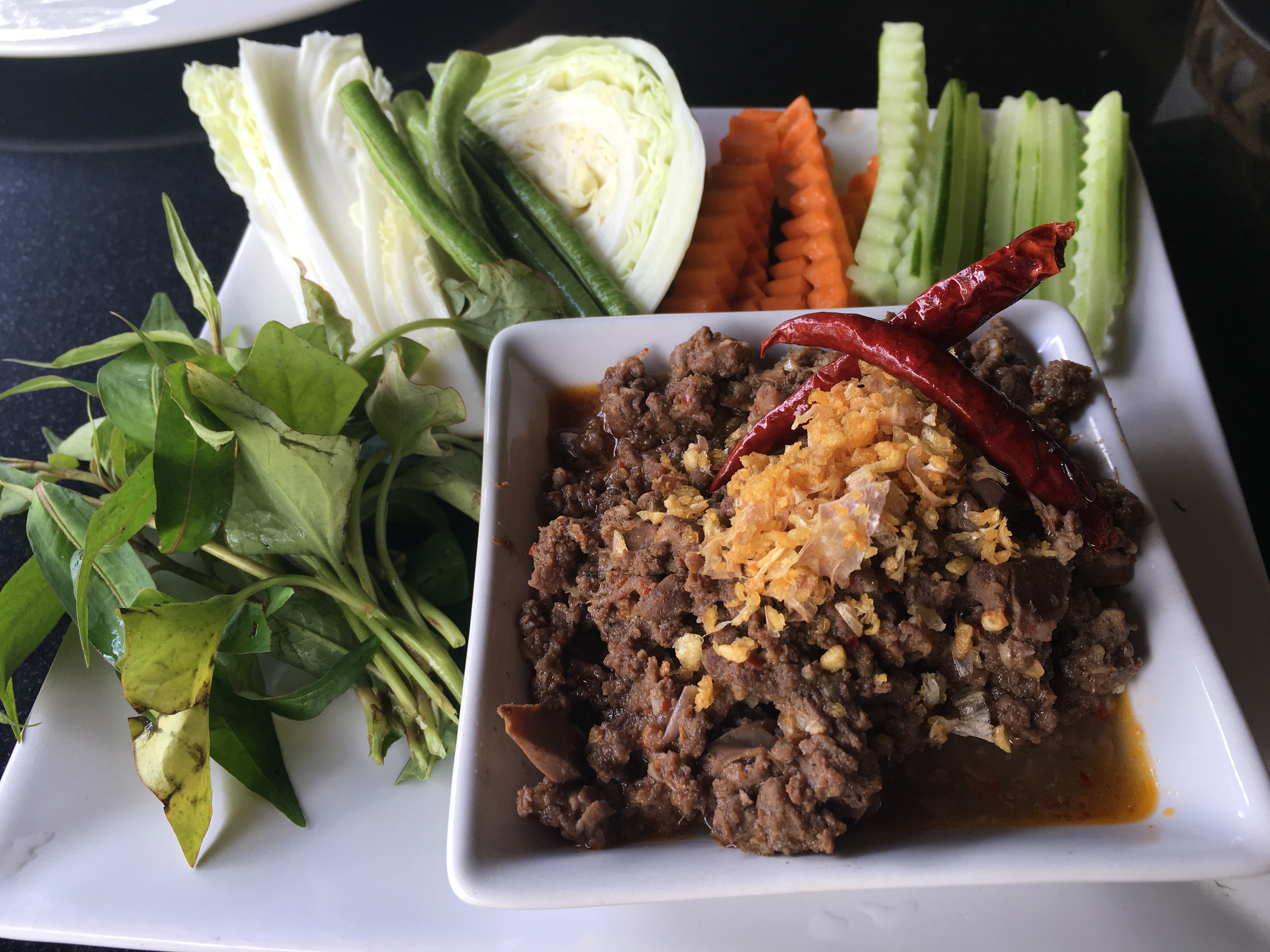 image-115 チェンマイ　ラック・ターナムのタイ北部料理