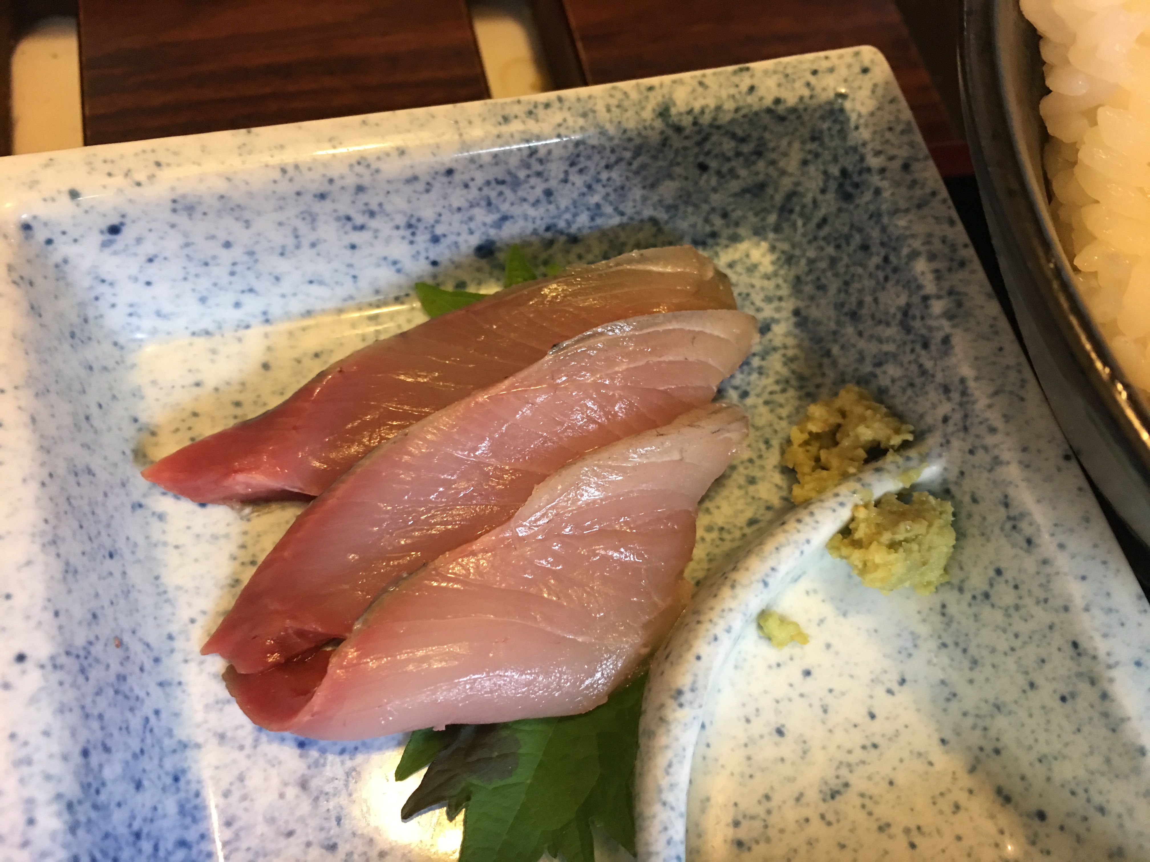 IMG_1488 青森　蔵八の鮭フライ定食（日替わり）