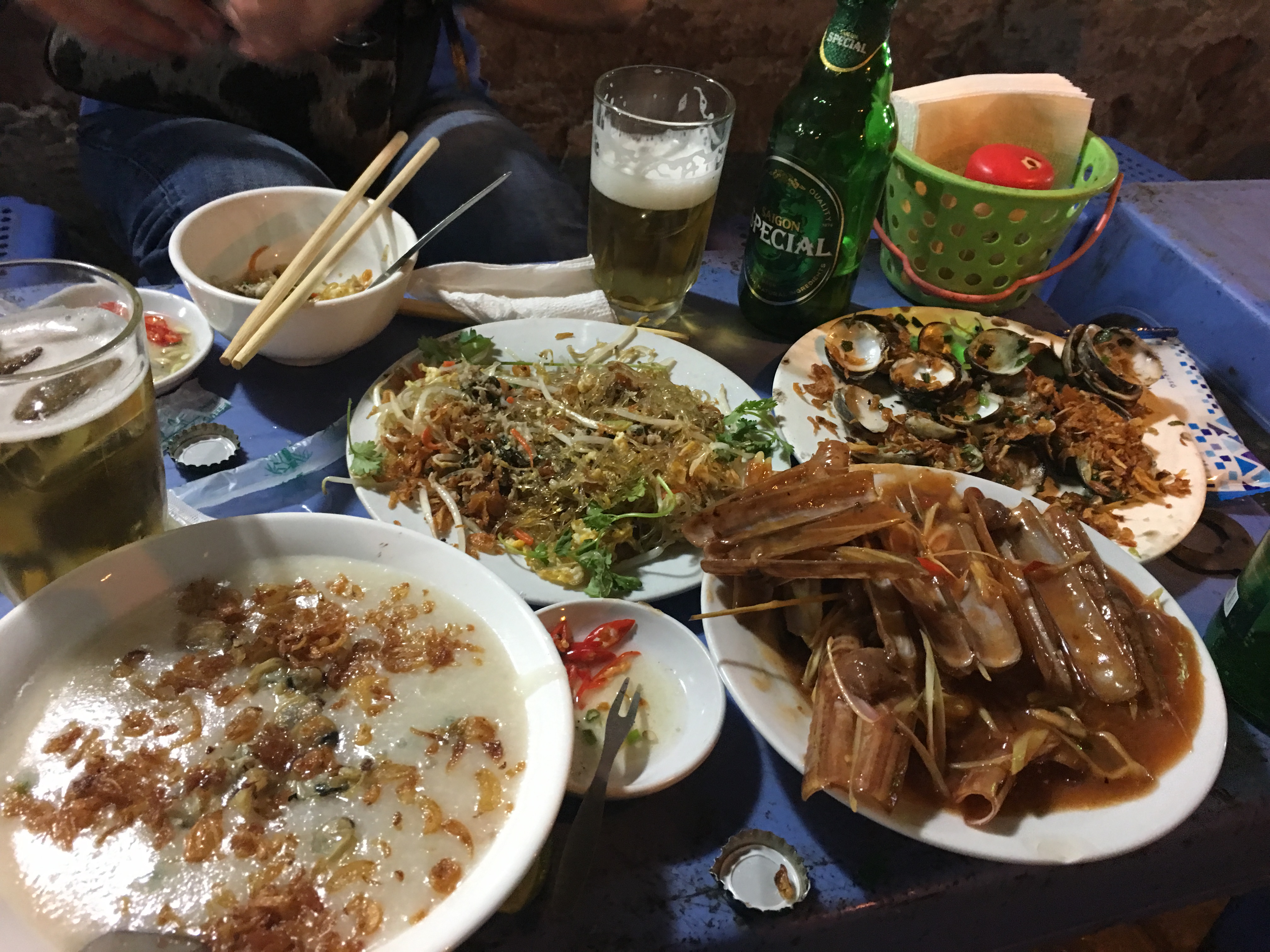 IMG_1876 ハノイ　タンゴックの路上海鮮料理
