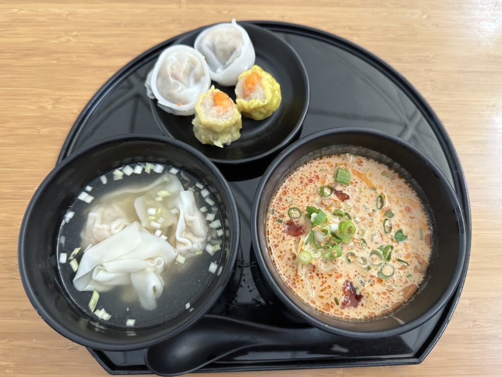 IMG_0165-1024x768 香港国際空港からバンコクへ 担々麺2種